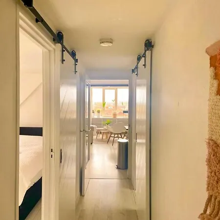 Pandhouse Apartment